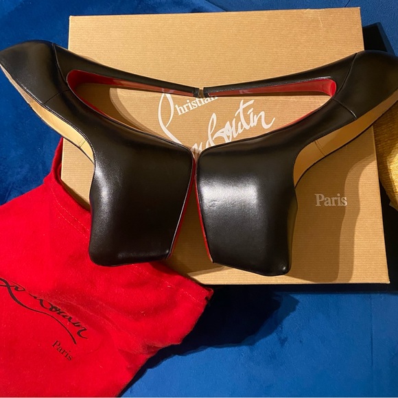 Christian Louboutin Black Daffodile Pumps size 39 - Picture 4 of 12
